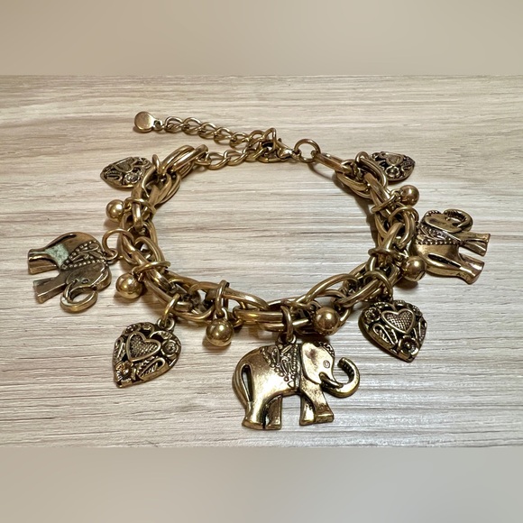Vintage Bronze Tone Heart & Elephant Oval Link Charm Bracelet, Adjustable Size - Picture 3 of 4